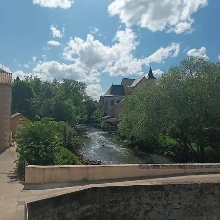 Pensión Le Murmure Du Ruisseau *