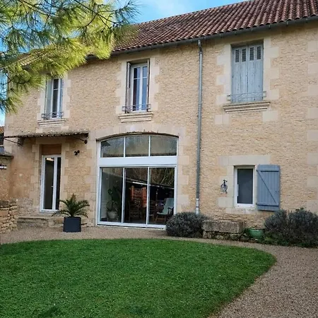 Le Murmure Du Ruisseau Pensión